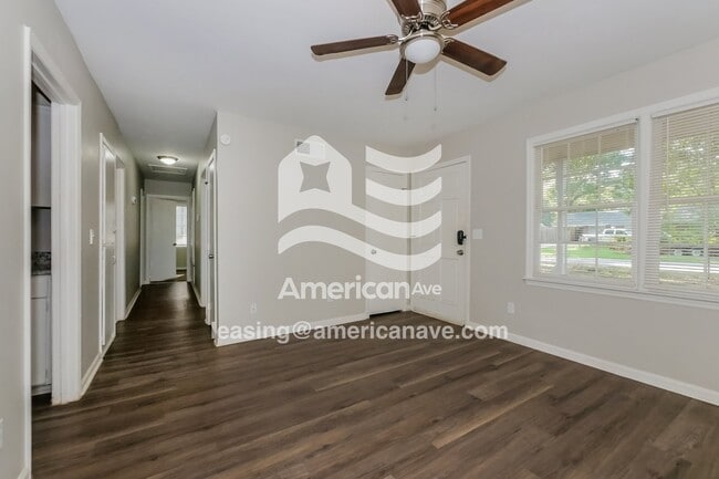 Photo - 2332 Watkins Dr