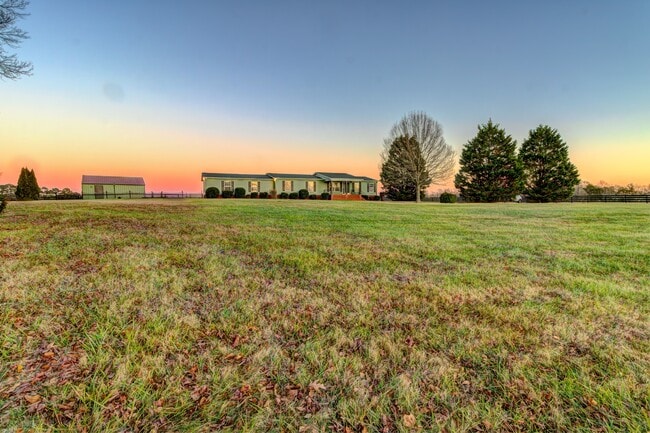 Photo - 2210 Stony Point Rd