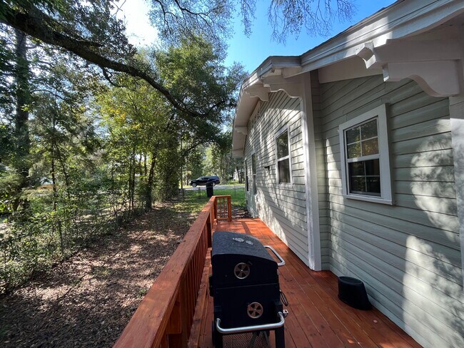 outdoor common area - 206 Ridge Rd Unidad 206 Ridge