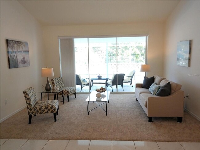 Photo - 1578 Vermeer Dr