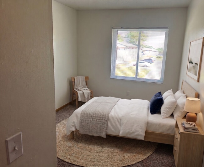 Duplexes LLC