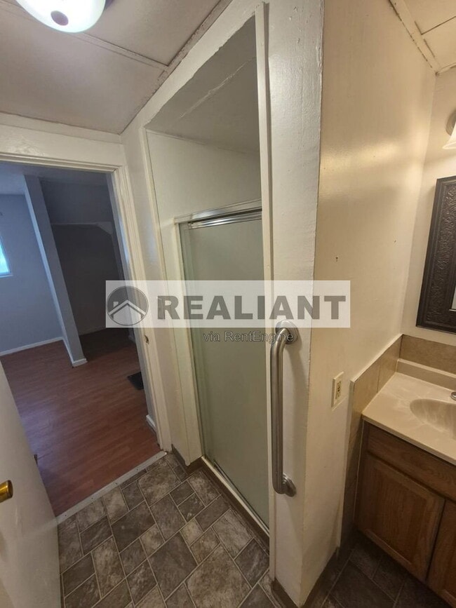 Photo - 805 Oak St Unit Apartment 2
