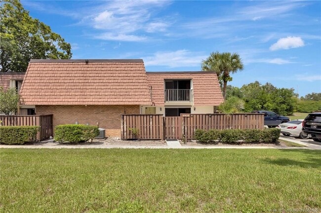 Building Photo - 2930 SW Sunset Trace Cir Rental
