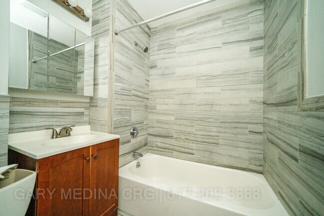 Photo - 38 Fayston St Unit 1