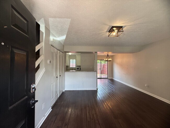 Photo - End Unit at CountryPlace