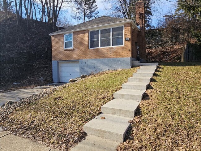 Photo - 4205 Stanton Ave