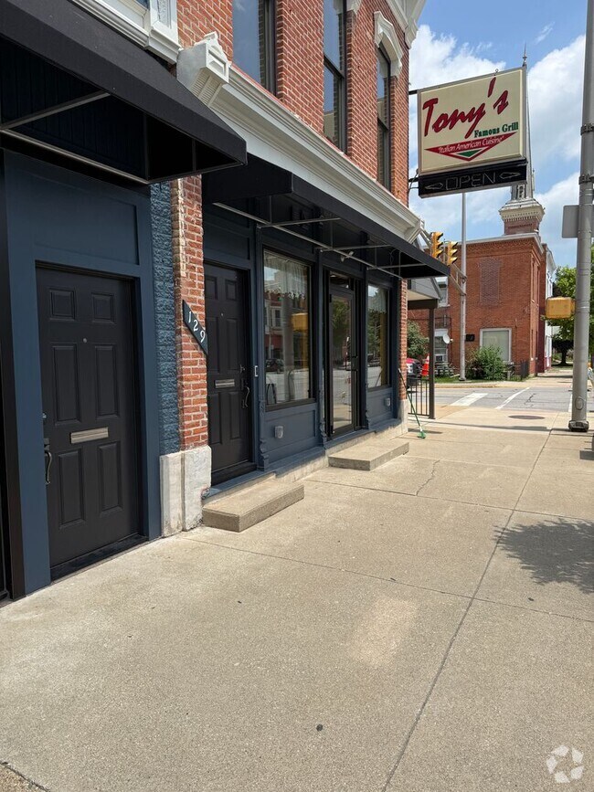 Building Photo - 129 E Lincoln Ave Unit 129 E Lincoln Rental