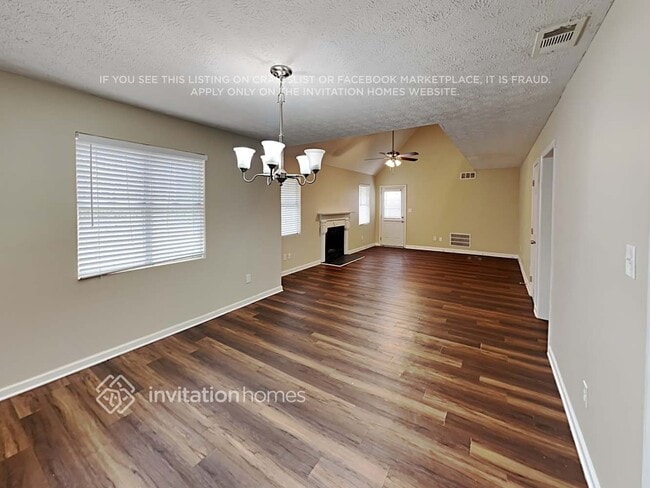 Photo - 6611 Crossing Creek Point