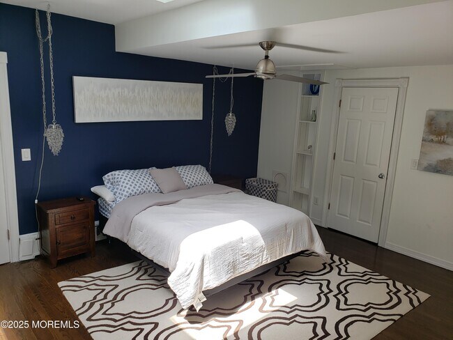 Photo - 393 N Bath Ave