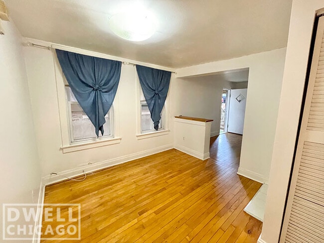 Photo - 1809 W Wabansia Ave Unidad G