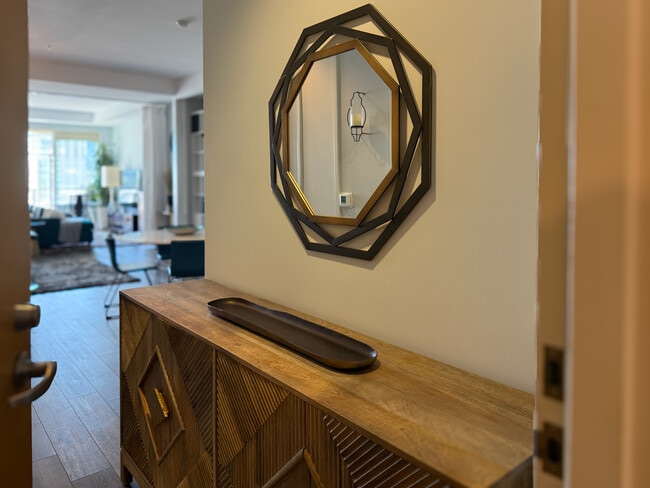 Photo - 350 W Ash St Unit 1009