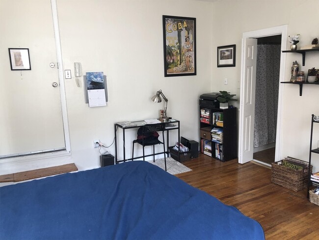 Photo - 927 Pine St Unit 302