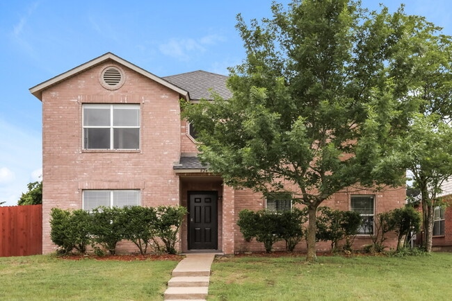 Building Photo - 824 Willow Wood Dr