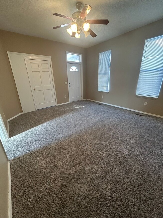 Photo - New Listing!!!