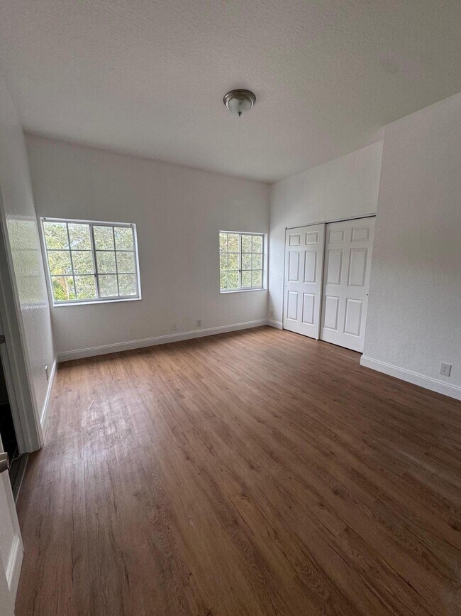 Photo - 1133 Colonial Palms Way