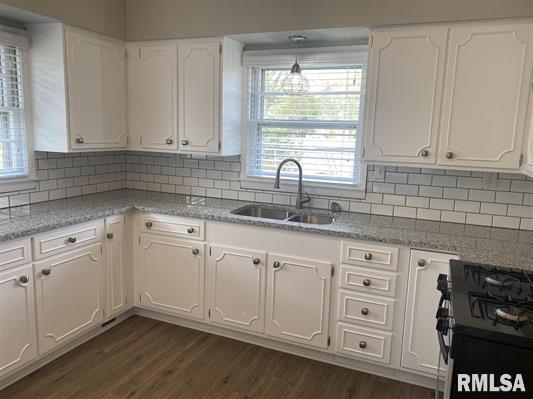 Photo - 2733 E 18th St