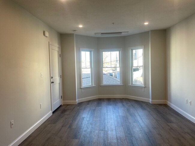 Photo - 16 Wendell St Unit 6