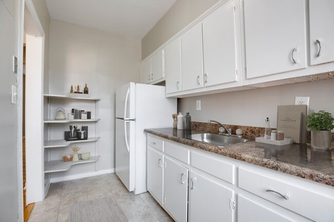 Photo - Park Crest Apartments