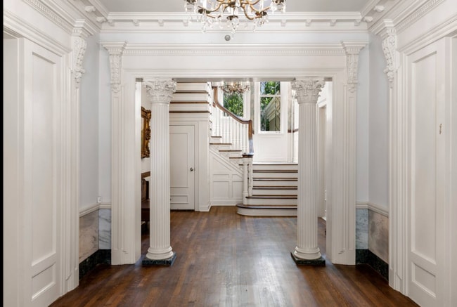 Photo - All-Utilities-Included Studio in Historic Bristol Manor | Pet Friendly Unidad G