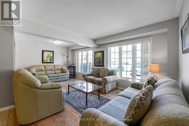 Photo - 14 Middlecote Dr