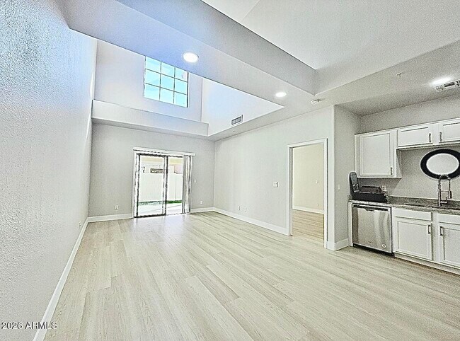 Photo - 15677 N 29th St