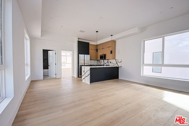 Photo - 6405 Odessa Ave