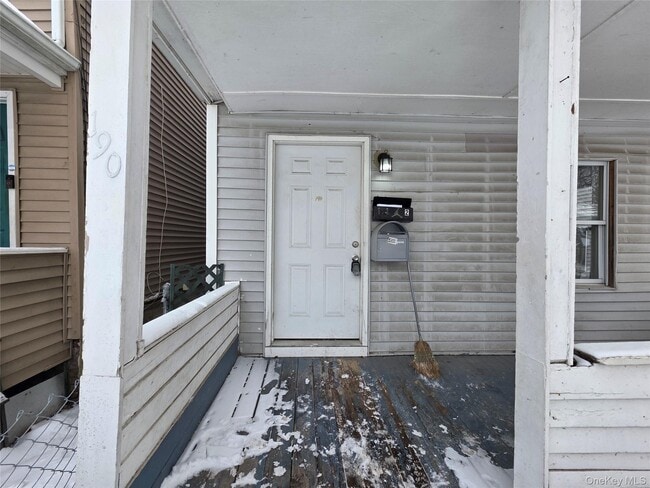 Building Photo - 190 Winnikee Ave Unit 2