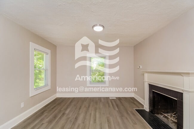 Photo - 130 Kensington Cir