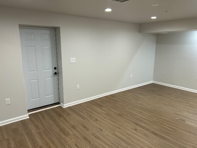 Photo - 7918 Sage Wy