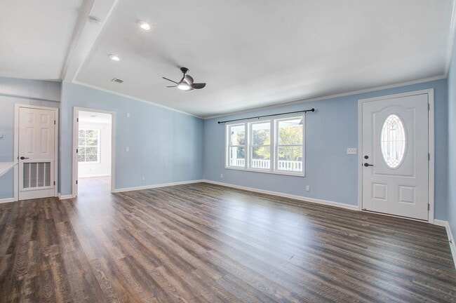 Photo - 1833 Grover Dr