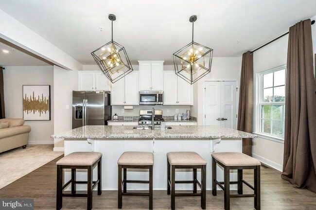 Photo - 324 Pemberton Park Ln