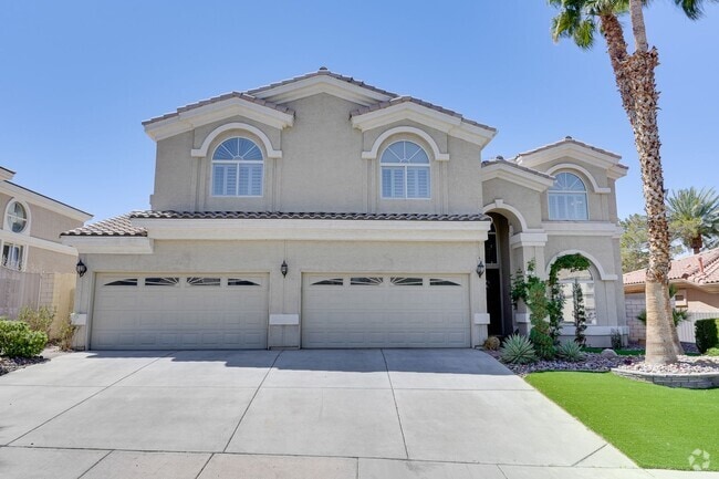 Building Photo - Luxurious 4 bd 3.5 bth Henderson Home in G...
