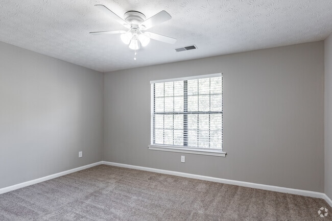 1BR, 1BA - 928SF (Type C) - Bedroom