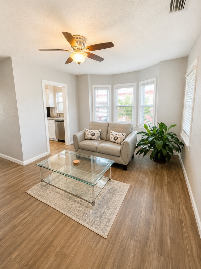 Photo - 1502 N Fort Harrison Ave Unidad B