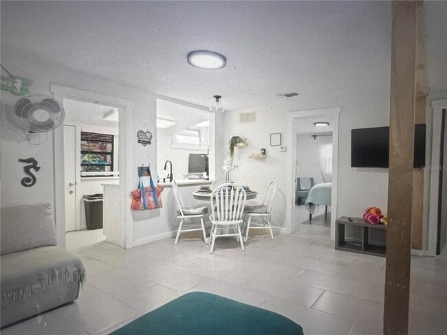 Photo - 1544 Carmel Ave