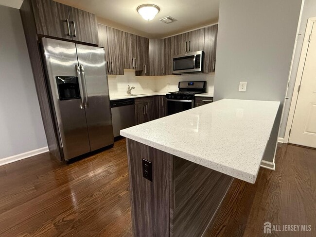 1400 St Georges Ave Unit 309