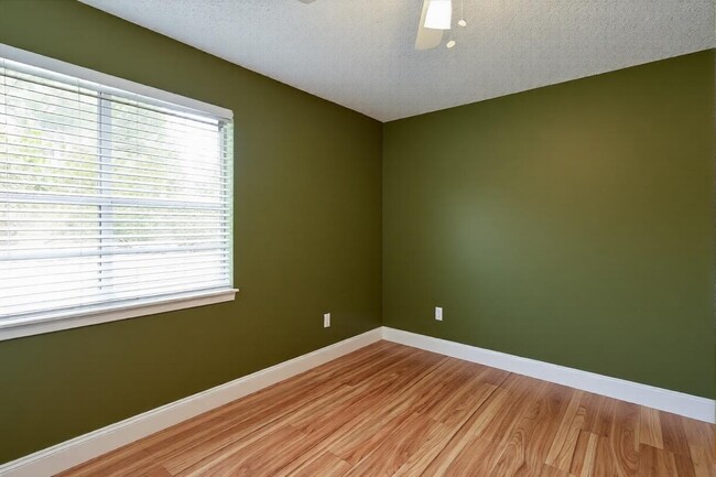 Photo - 720 NW 91st Terrace