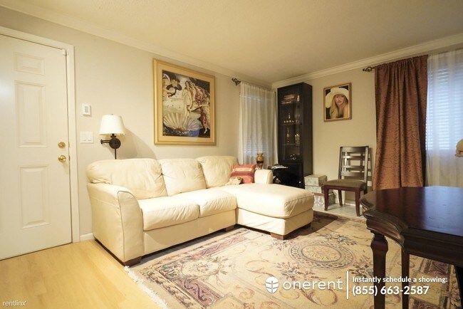 Photo - 5210 Lake Washington Blvd NE Unit 102