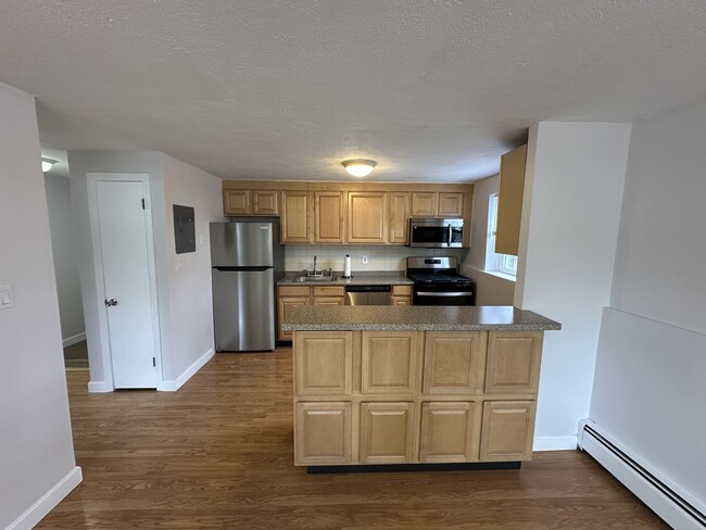 Photo - 270 Main St Unit 2