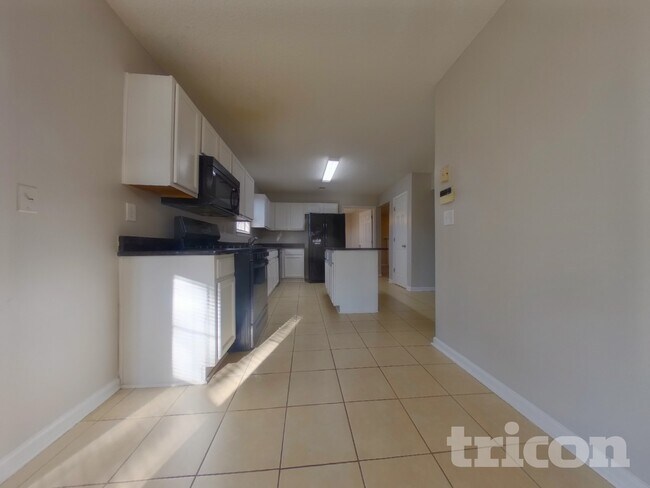 Photo - 4600 White Rd