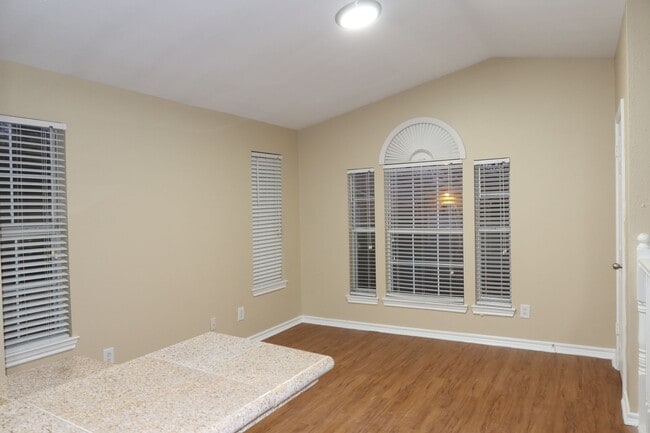 Photo - POINTE 360 @ 2222 - Stand Alone 1BD  WITH GARAGE- RESORT POOL - DOG PARK- Rent Special