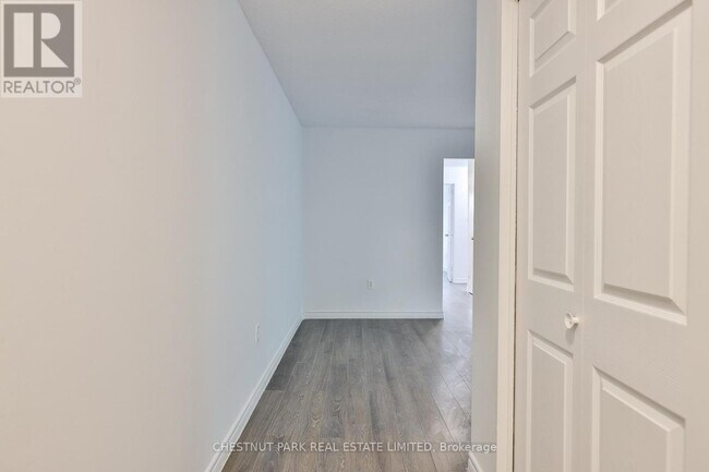Photo - 900 Glen St Unit 218