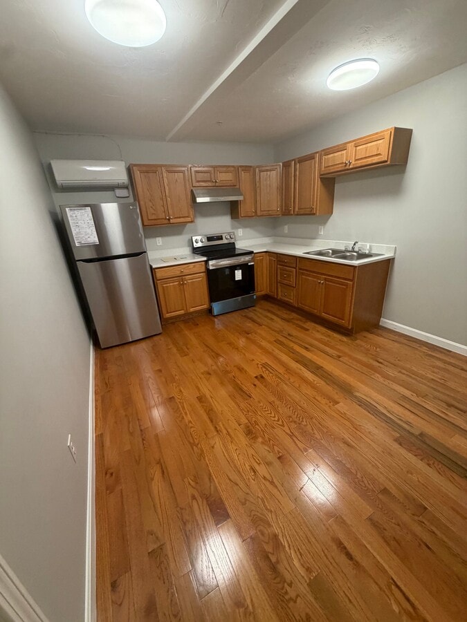 Photo - 401 Park Ave Unit 2