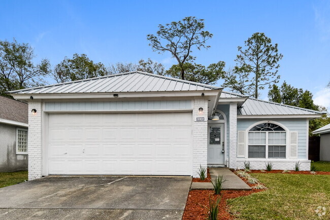 Building Photo - 6131 Alpenrose Ave Rental