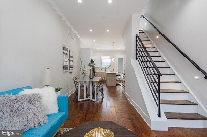 Photo - 2130 Fernon Street