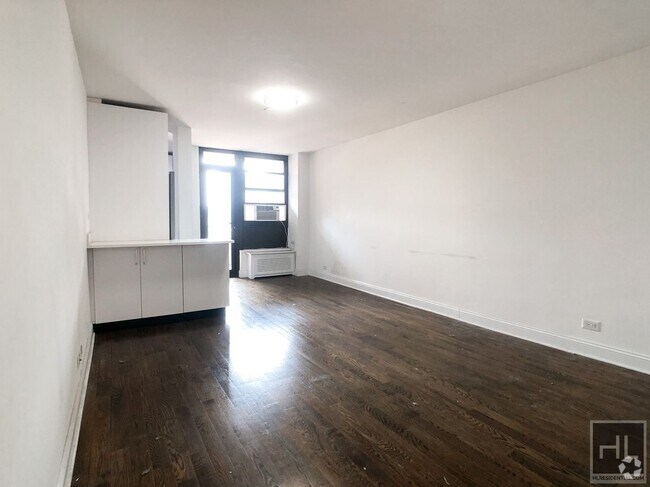 Building Photo - EAST 35 STREET Rental