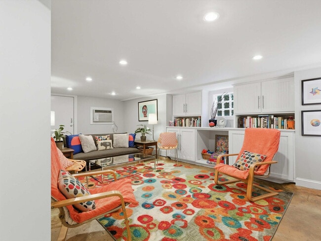 912 N Highland St Unit SI ID1633288P