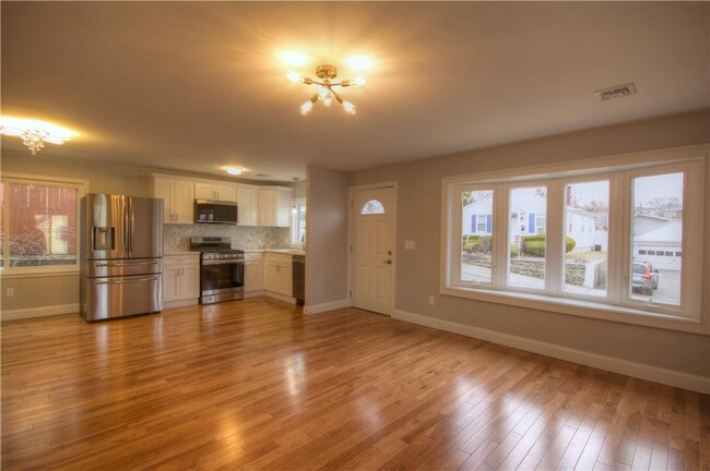 Photo - 95 Wainwright St Apartment Unit 2
