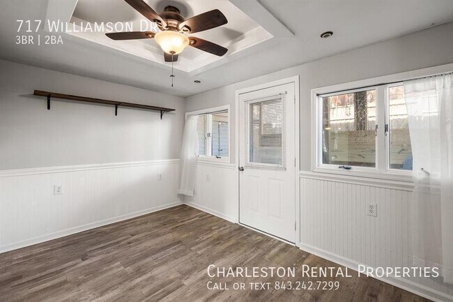 Photo - 717 Williamson Dr