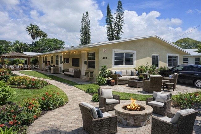 Building Photo - 404 SE 4th Ave Unit 3